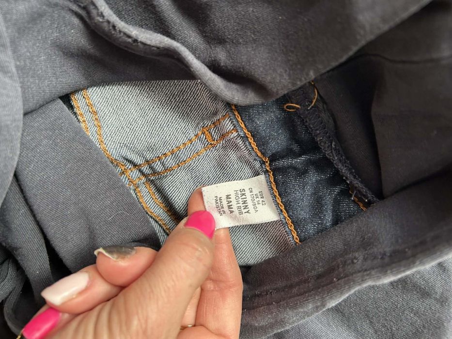 #H&M spodnie jeansowe granatowe 42 skinny
