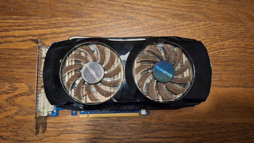 Karta graficzna Gigabyte GeForce GTX 460
