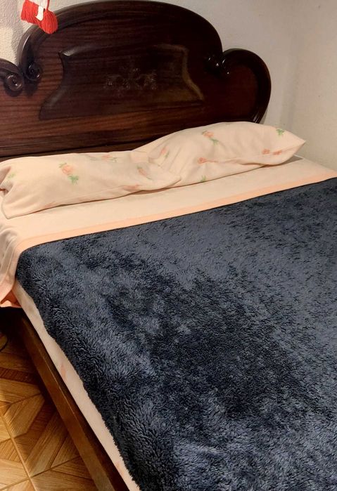 Cama de casal 140x200