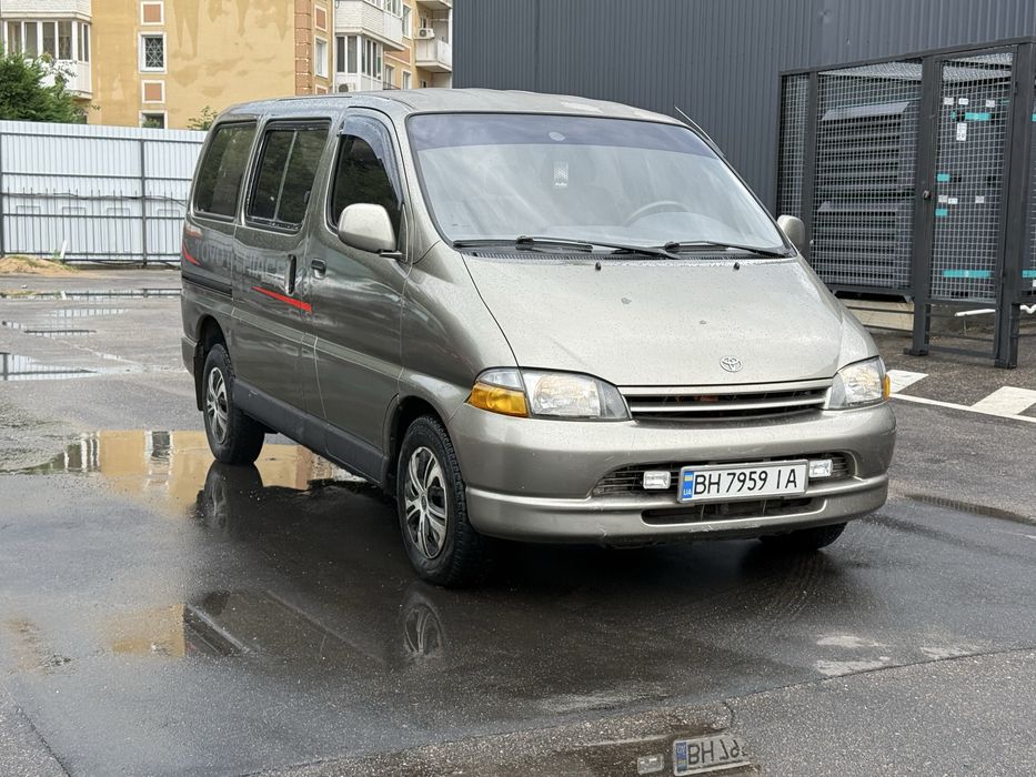 Продам Toyota Hiace пасажир