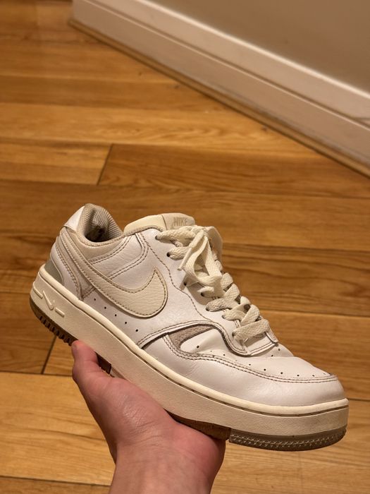 Nike Air Force жіноче взуття кросівки розмір 40