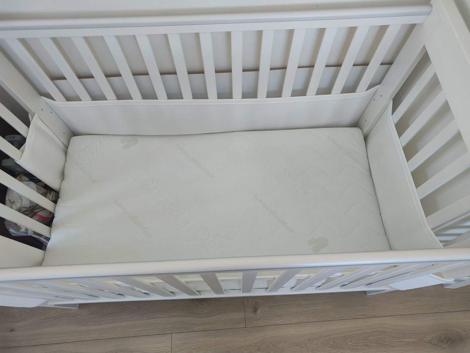 Łóżeczko dziecięce Klupś 120x60 cm materac gratis