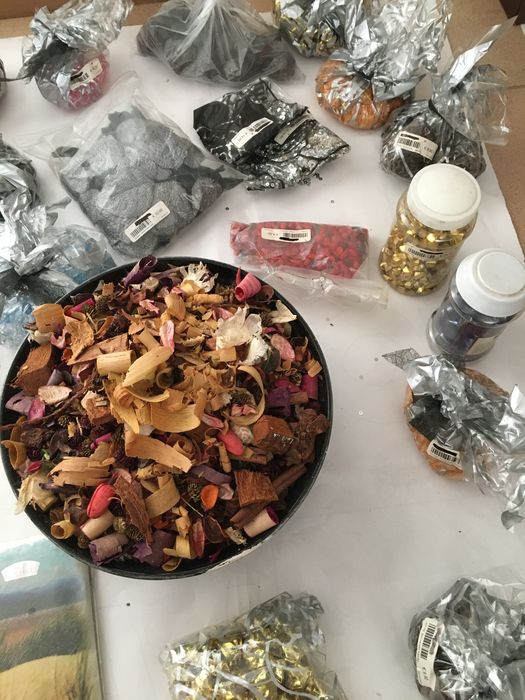 Lote Artigos decorativos conchas pedras petalas areia etc (decoração)