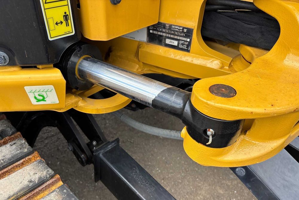 Caterpillar 303 CR 2024 — 420 м/г | 3 т компактної сили | EPA + CE