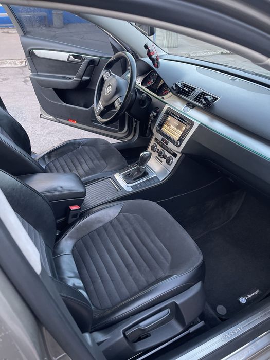 Volkswagen Passat B7 2012 — 1.8 TSI, автомат