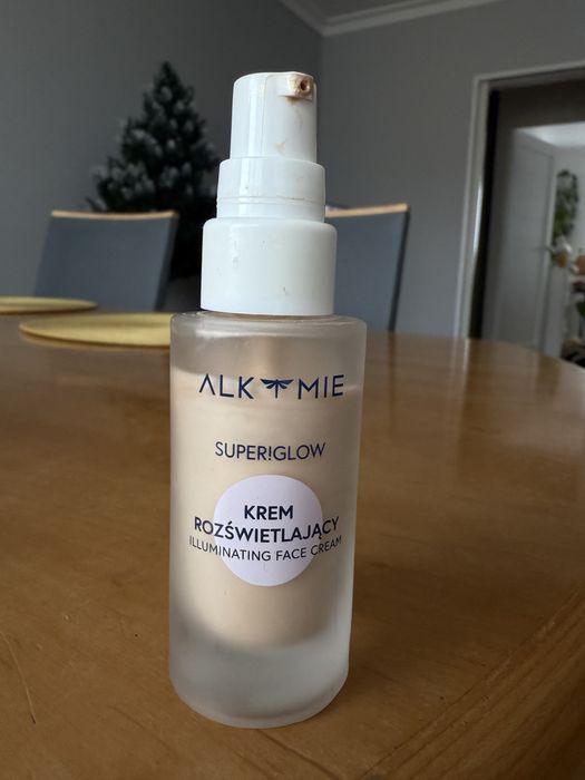Alkmie krem rozświetlający