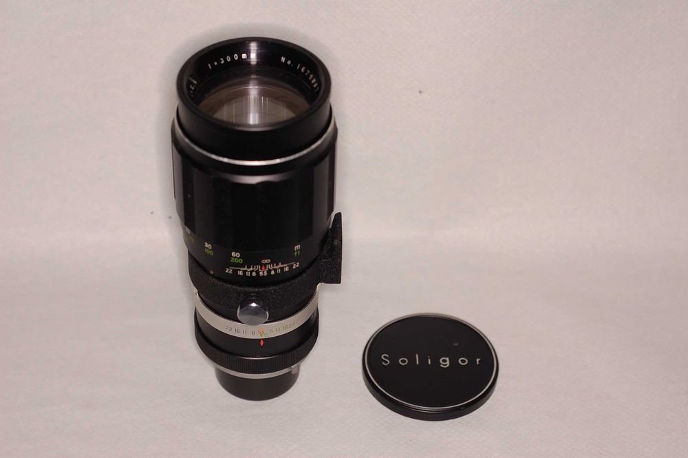 Soligor Tele-Auto 300 mm 1:5,5 - Minolta MD - T4 Mount