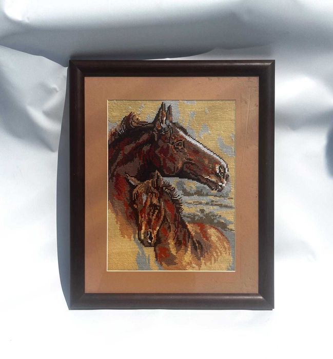 Quadro meio ponto cavalo castanho