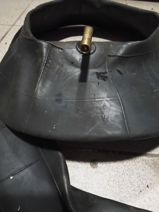 Продам 2 камеры  для садовых тачек 4.00-8