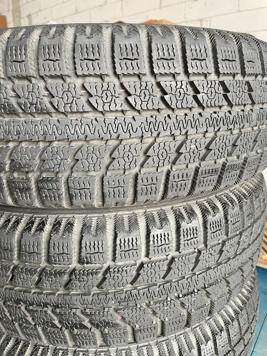 Колеса 175/65 R14 Toyo Observe GSI-5 зима