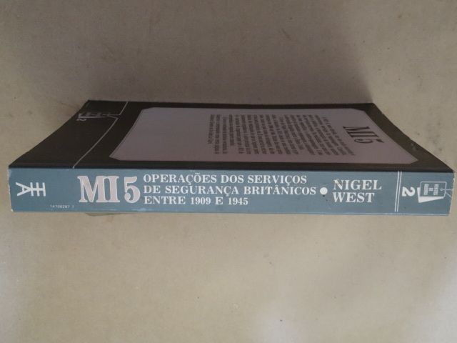 M15 de Nigel West