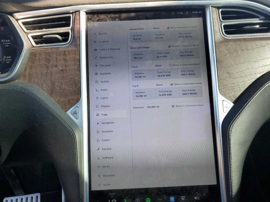 TESLA MODEL X P90D Performance