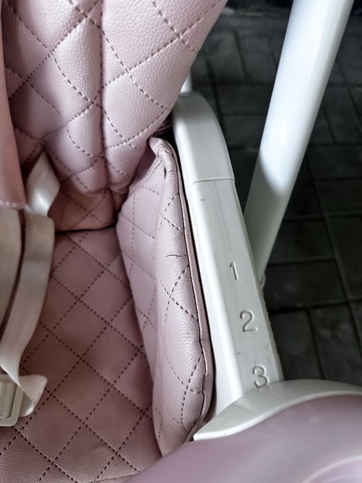 Стульчик для годування CARRELLO Caramel .