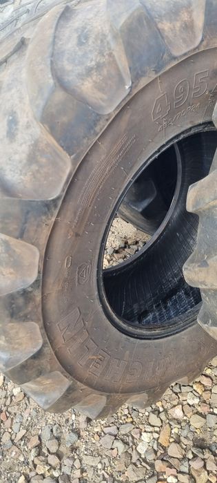Opony rolnicze jcb 495/70r24 Michelin polecam mocne