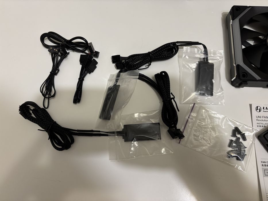 Lian Li UNI FAN SL120