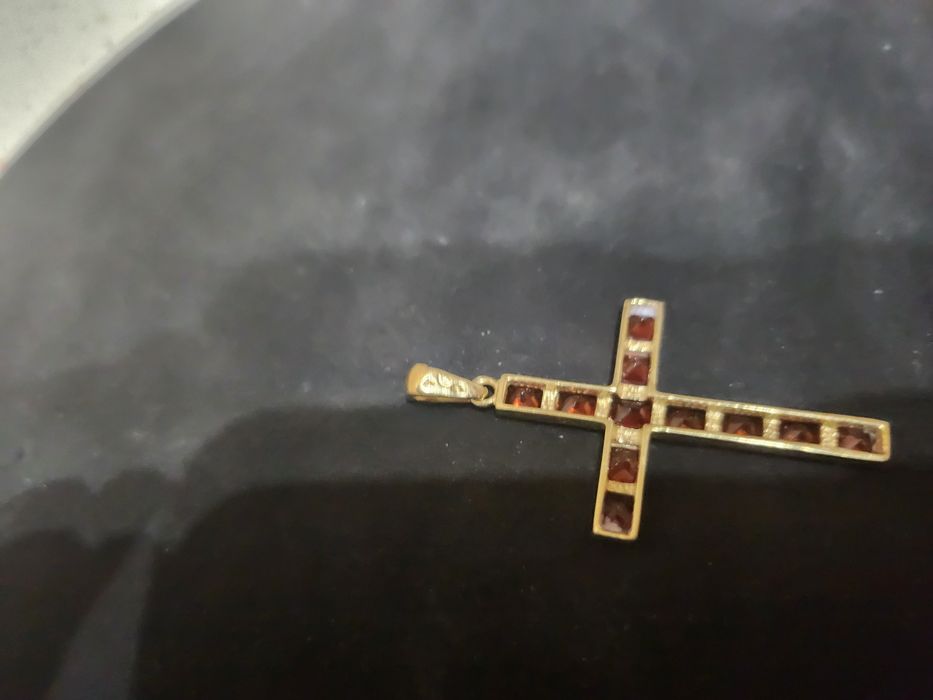 Złoty Krzyżyk z Rubinami 14 k.Antyk.