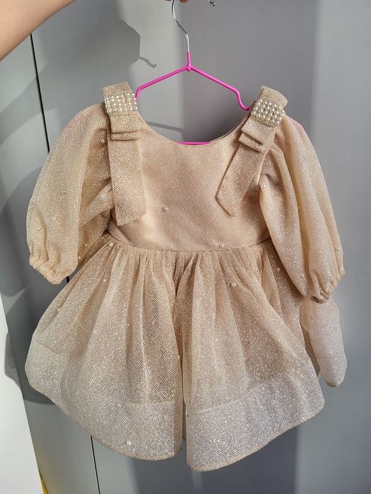 Сукні на 1 рочок. Family look мама і доця