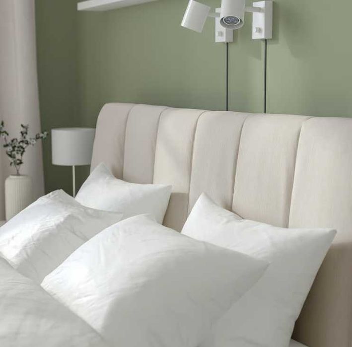 Estrutura de cama estofada, IKEA TÄLLÅSEN + ESTRADO + TRAVE CENTRAL