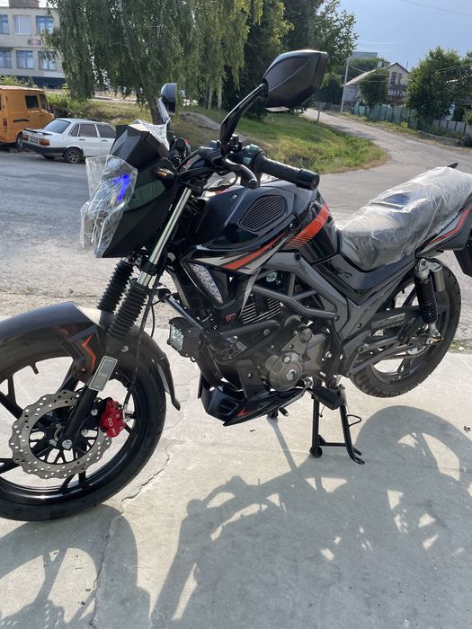 Доставка безкоштовна Мотоцикл Spark SP200R-34