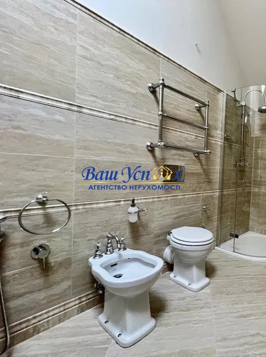 Продаж будинка з ремонтом у лici село Козин.Конча-Заспа район