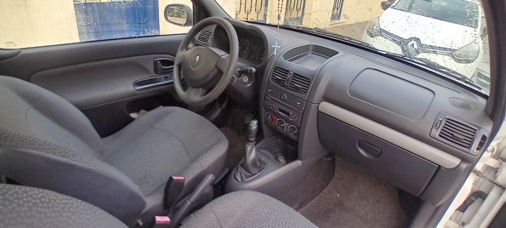 Renault clio comercial 2008