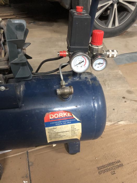 Продам компресор.