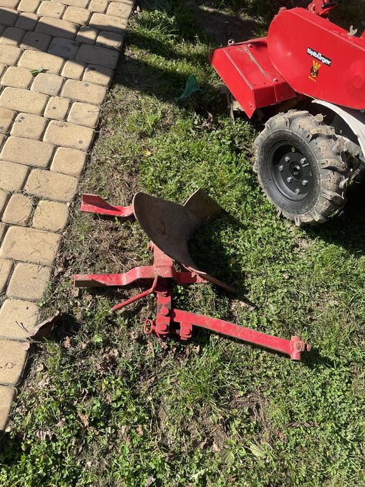 Glebogryzarka Karczownica Kosiarka Zamiatarka ,Odsniezarka Traktorek  Dzik Honda f460 560 Profesionalna