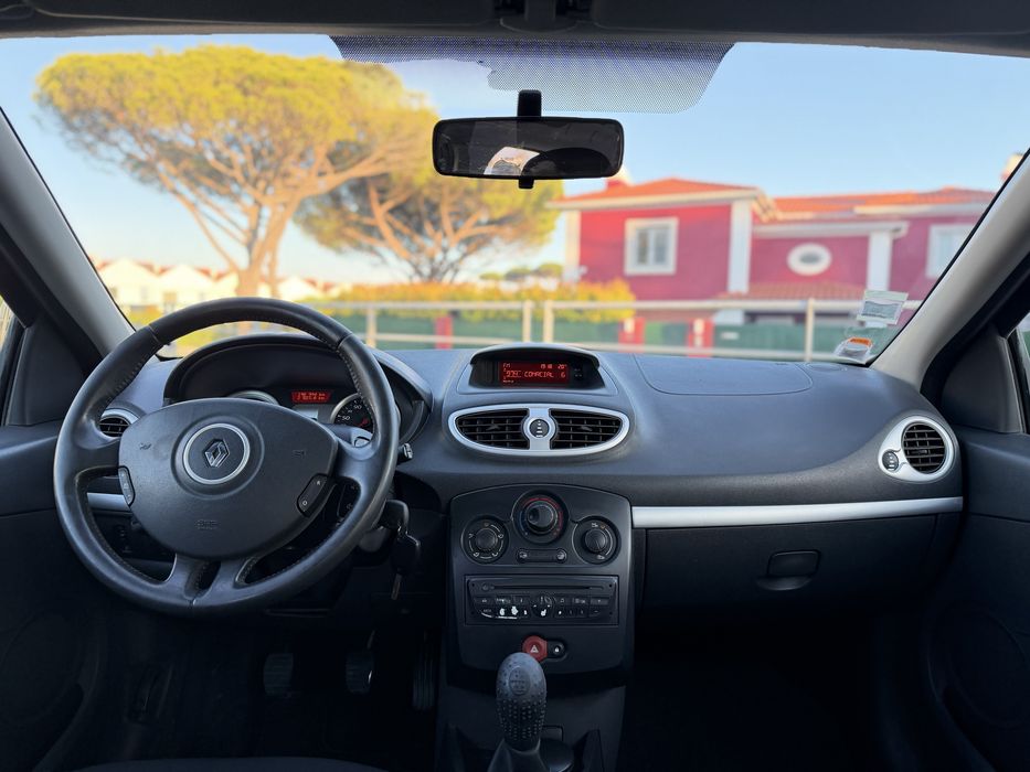 Renault Clio 1.2 - 2012 - Garantia 18 meses