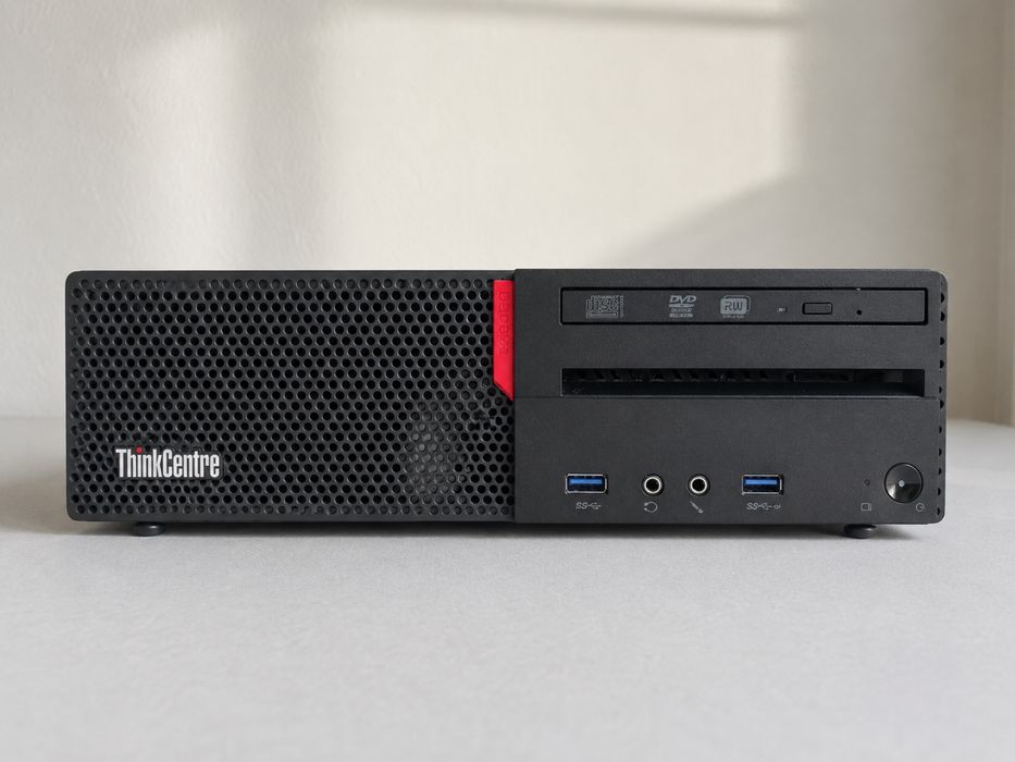 Lenovo Thinkcentre M900