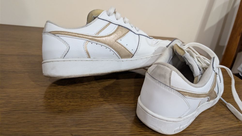 Б/у жіночі кросівски Diadora