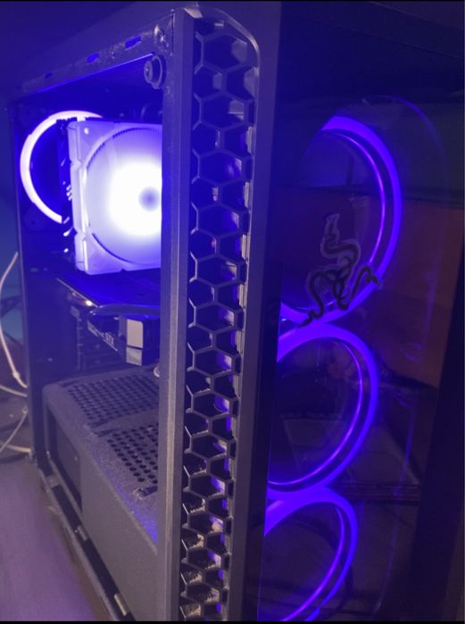 Zestaw komputerowy PC najwyższej klasy + monitor itd. + GRATISY!!
