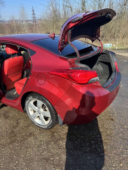 Хюндай Елантра FL