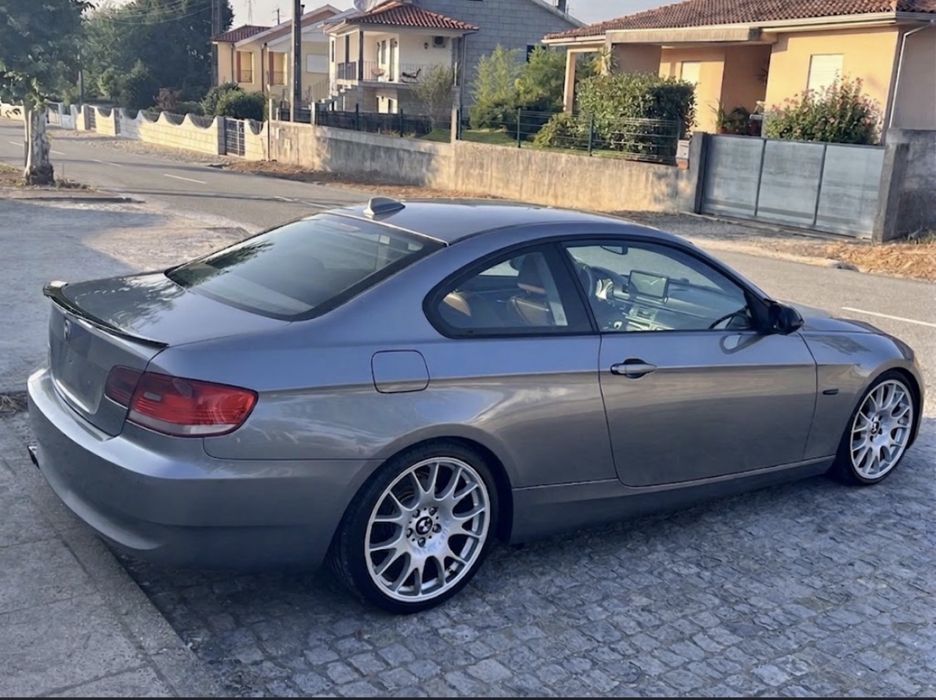 BMW 320 — fotografia 2