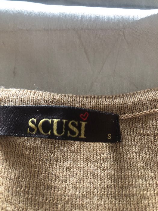 Camisola gola redonda Scusi!