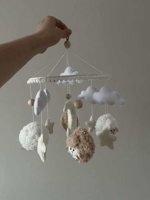 Мобіль на дитяче ліжечко Chickabiddy