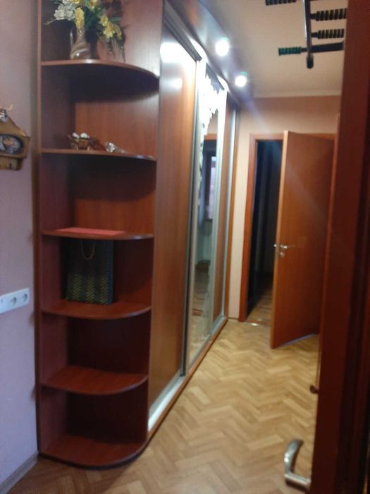 Продам 2-к.квартиру, ул. Ак.Амосова, рн школы №11