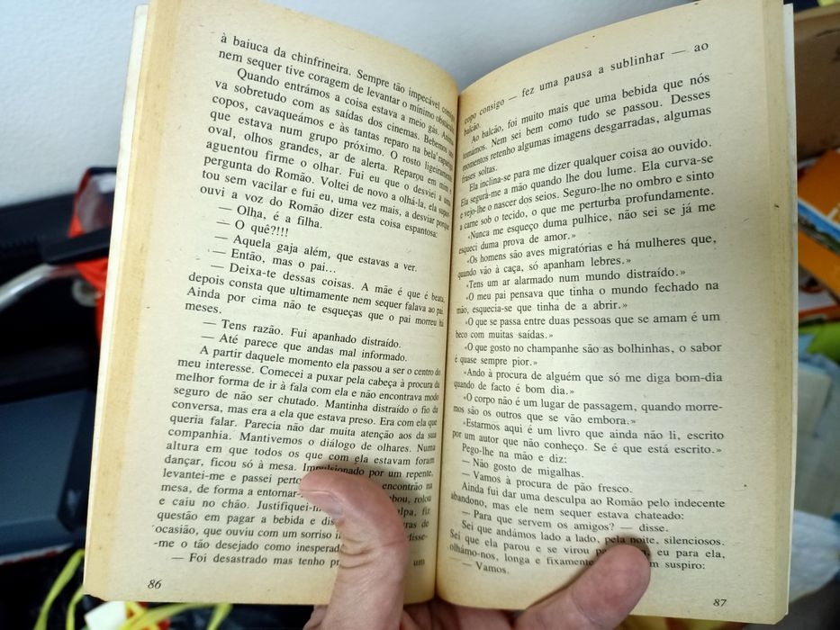 Livro "O trabalho é sagrado" - Henrique Nicolau