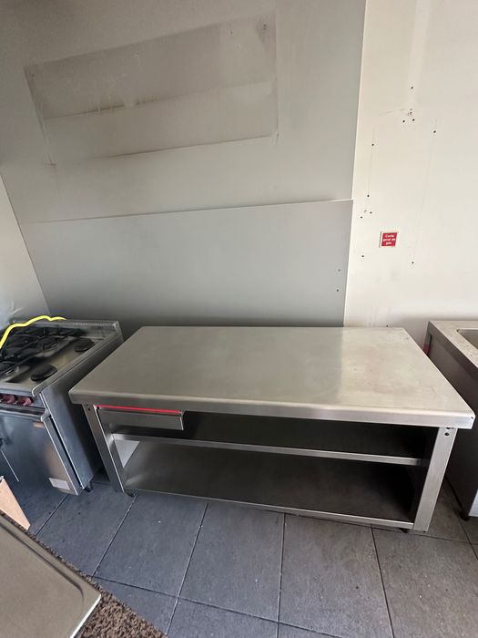 Bancada de Inox Profissional para Restauração