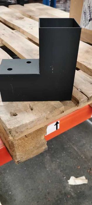 Łącznik do kantówek belek wiaty altany 3 końce otwór 7x7 czarny mat