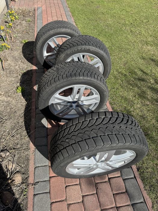 Opony zimowe Bridgestone Blizzak LM32 225/50/17