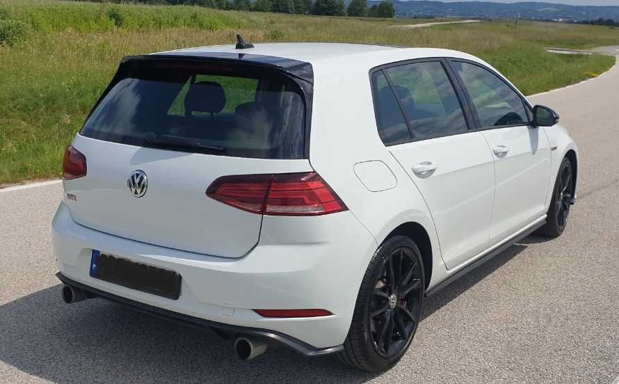 VOLKSWAGEN GOLF 7 GTI РЕШЕТКА бампер разбор шрот golf gti запчасти детали обвес