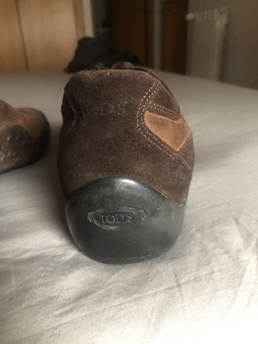 Tênis feminino Tod's Itália castanho, camurça