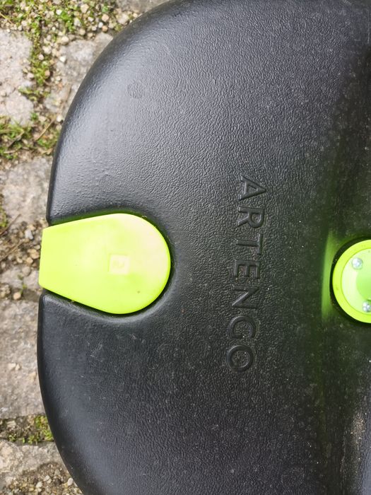 Conjunto softball com 2 raquetes (como novo)