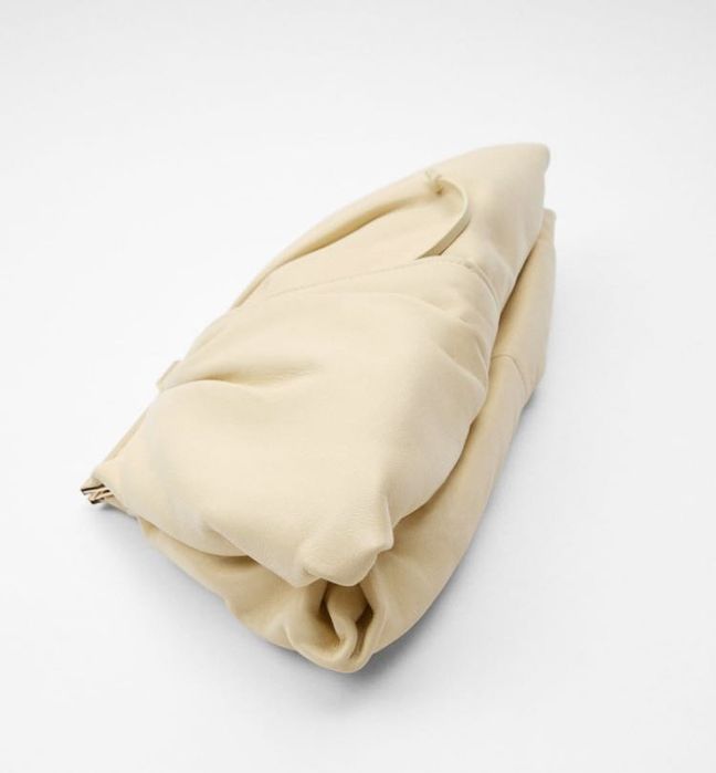 ZARA torebka skórzana skóra beżowa ecru chmurka sklep 359zl