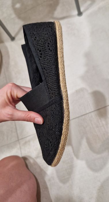 Czarne espadryle