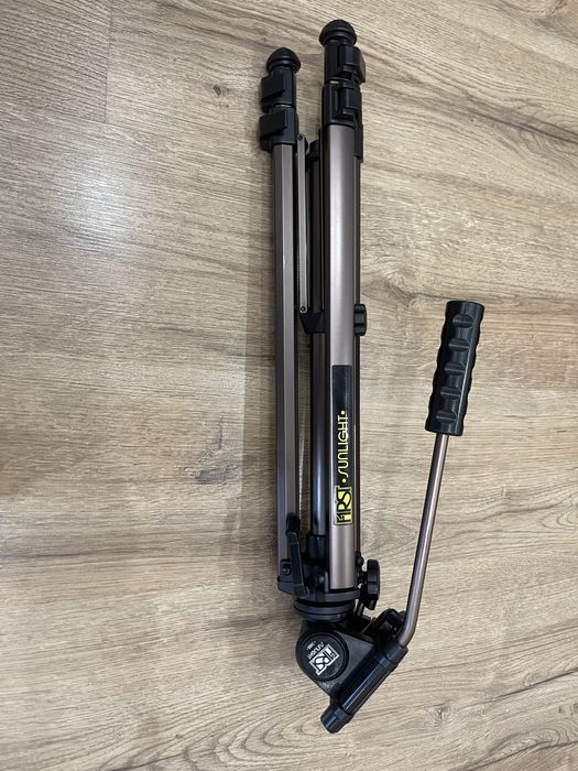 Штатив для фото відео