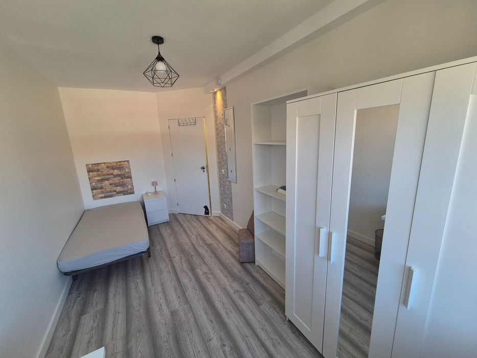 Quarto individual ( apartamento 100m2 renovado) V.N.Gaia