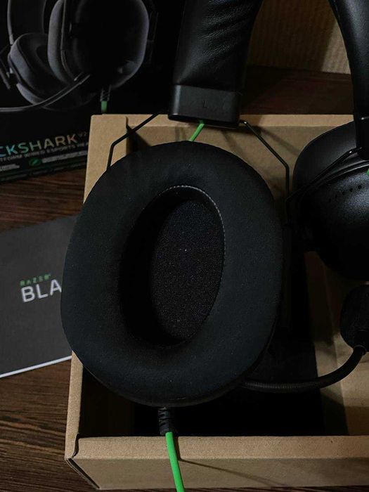 Топовые игровые наушники с микрофоном Razer BlackShark V2 X