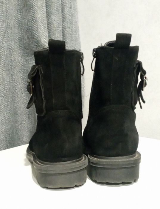 Продам ботинки зимние и деми 36,37 размера