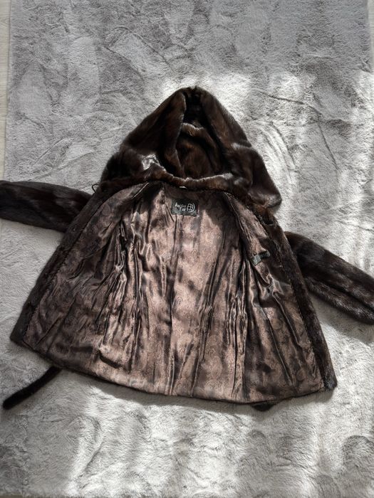 Норка суцільна.